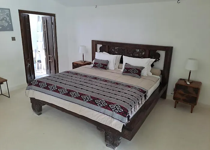 Bear Cottage 4 Bedroom Luxury Villa - Petitenget, Seminyak